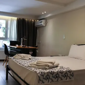 https://apt-studio-city-center.hotelschalkidiki.net